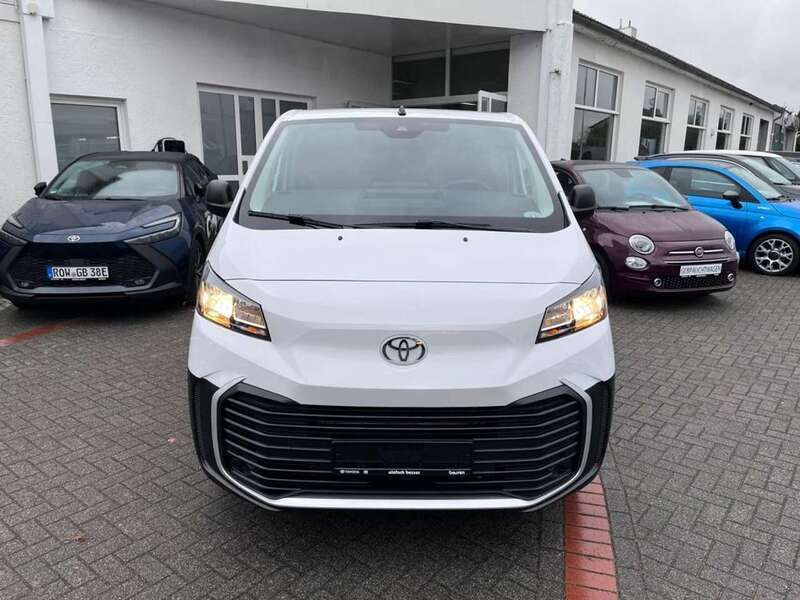 Ice white Neu 2024 Toyota Proace Van | 31.750 € (Guter Preis) - Bild 1/4