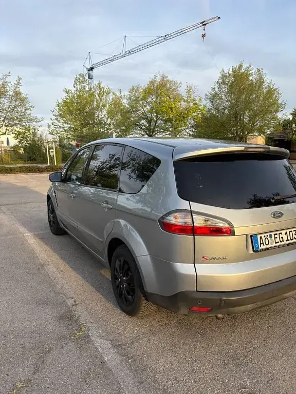 Gebraucht Ford S-MAX Trend 145 PS (106 kW) 2008 Silber Van / Kleinbus