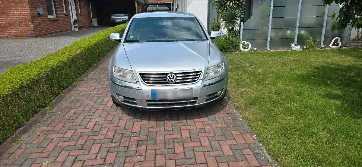 Gebraucht VW Phaeton 239 PS (175 kW) 2009 Silber Limousine