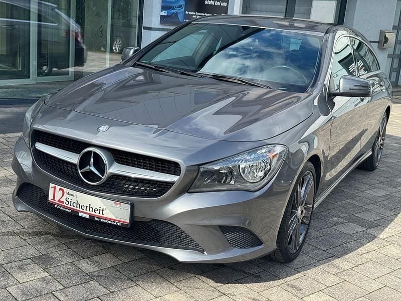 Grau Gebraucht 2016 Mercedes CLA200 Shooting Brake Kombi | 15.990 € (Fairer Preis) - Bild 1/4