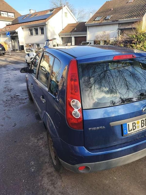 Gebraucht Ford Fiesta 69 PS (50 kW) 2006 Kleinwagen