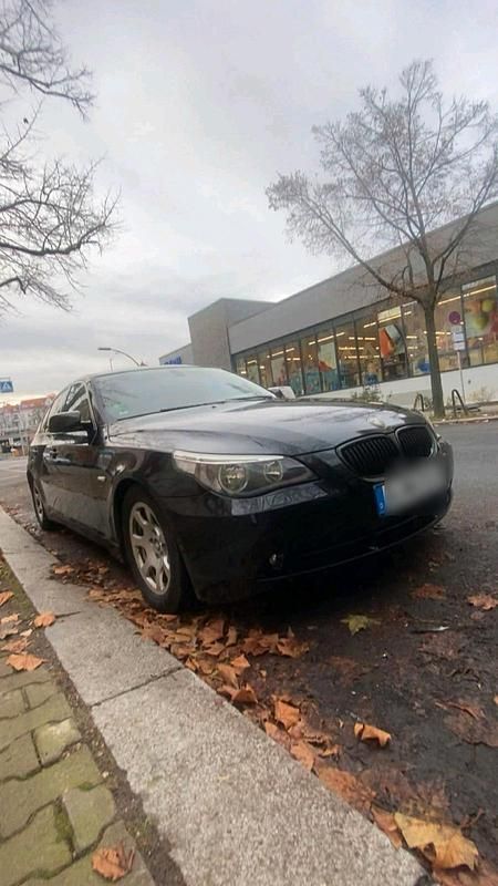 Schwarz Gebraucht 2006 BMW 520 Limousine | 4.800 € (Fairer Preis) - Bild 1/4