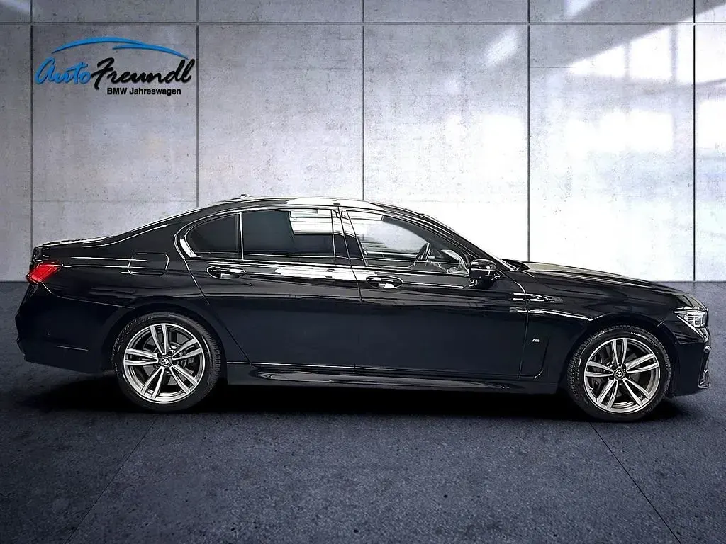 Gebraucht BMW 750 Executive 530 PS (389 kW) 2019 Schwarz Limousine