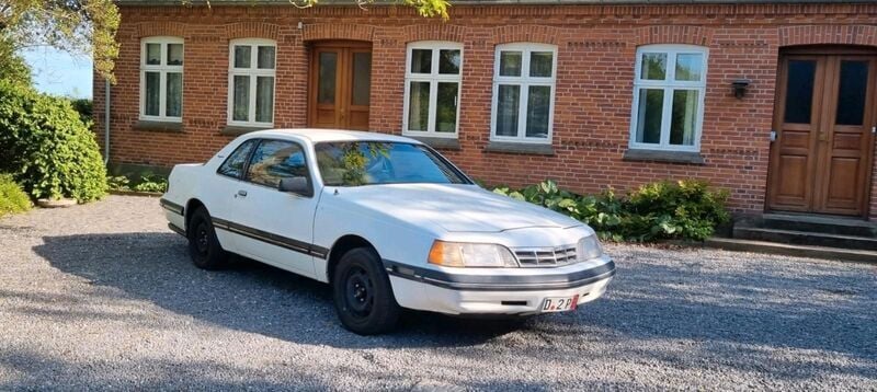 Weiß Gebraucht 1987 Ford Thunderbird Sport Coupé | 3.300 € - Bild 1/4