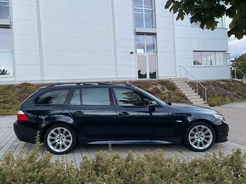 Schwarz Gebraucht 2007 BMW 525 M Sport Kombi | 5.200 € (Guter Preis) - Bild 1/4