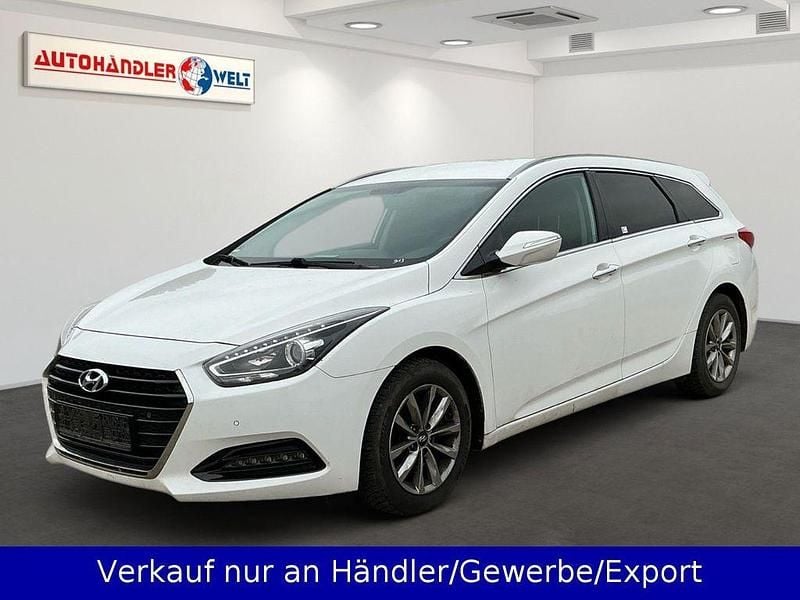 Weiß Gebraucht 2016 Hyundai i40 Kombi | 7.599 € (Superpreis) - Bild 1/3