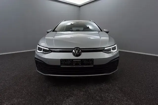 Used VW Golf VIII 200 HP (147 kW) 2021 Silver Estate