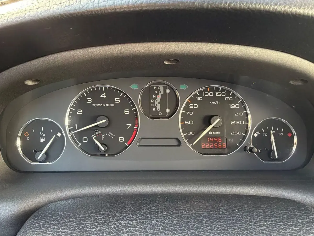 Gebraucht Peugeot 406 Coupe 190 PS (139 kW) 1998 Rot Coupé