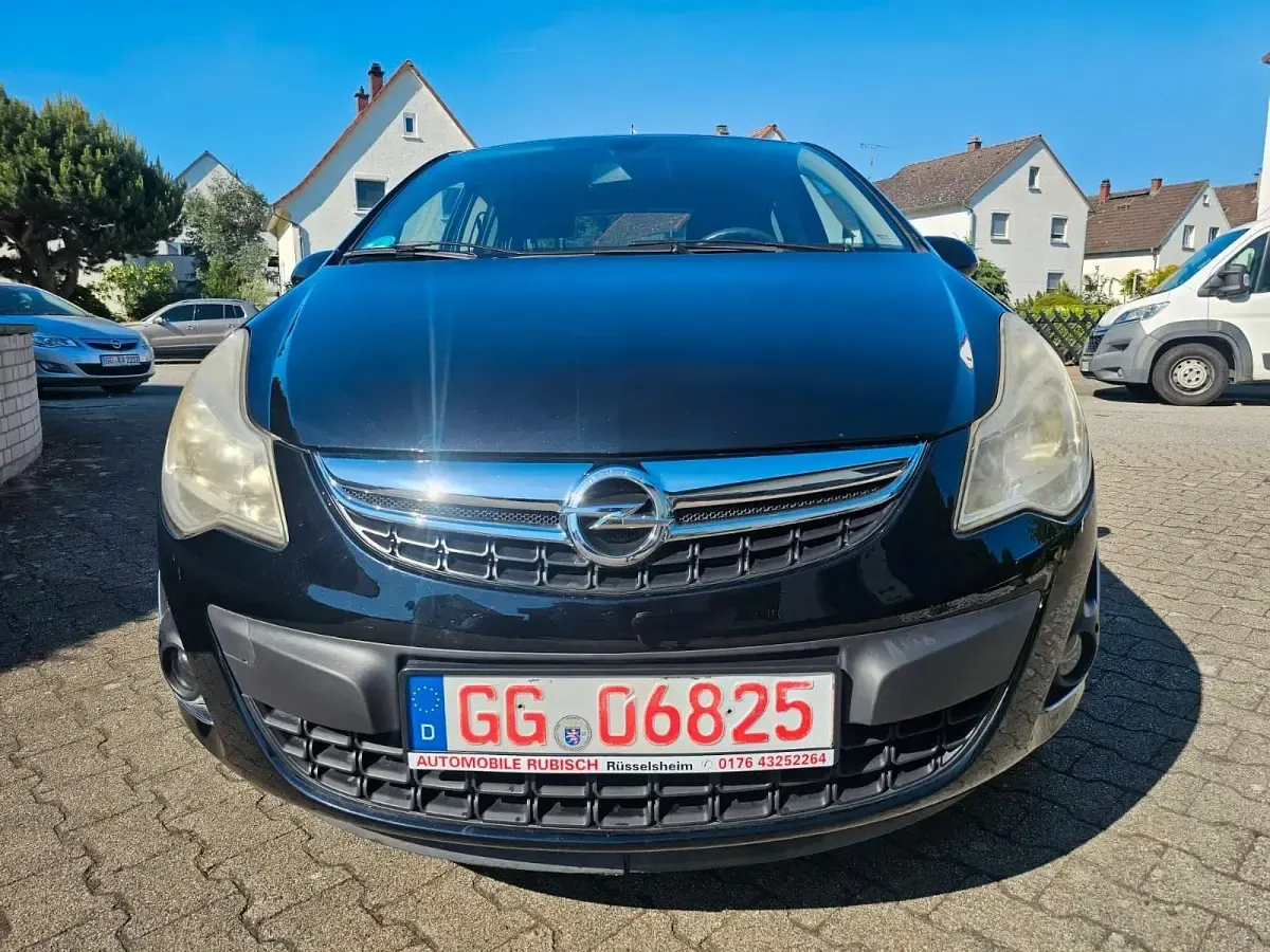 Gebraucht Opel Corsa 87 PS (63 kW) 2011 Schwarz Kleinwagen