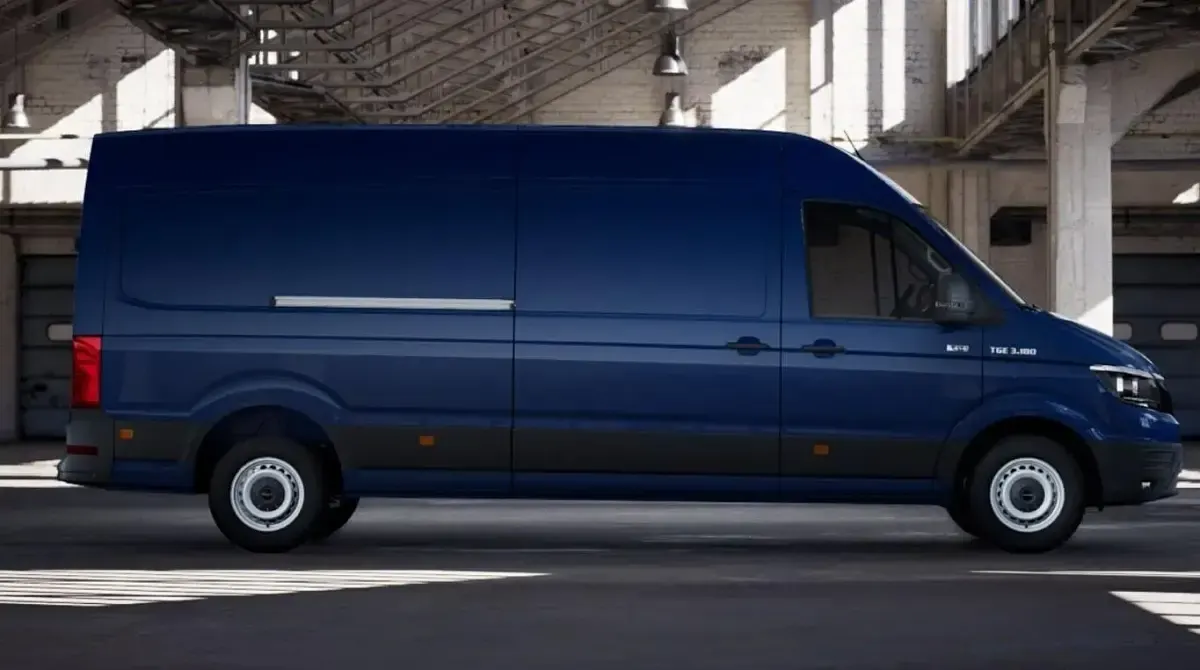 Nowe MAN TGE 177 KM (130 kW) 2026 Deep ocean Van