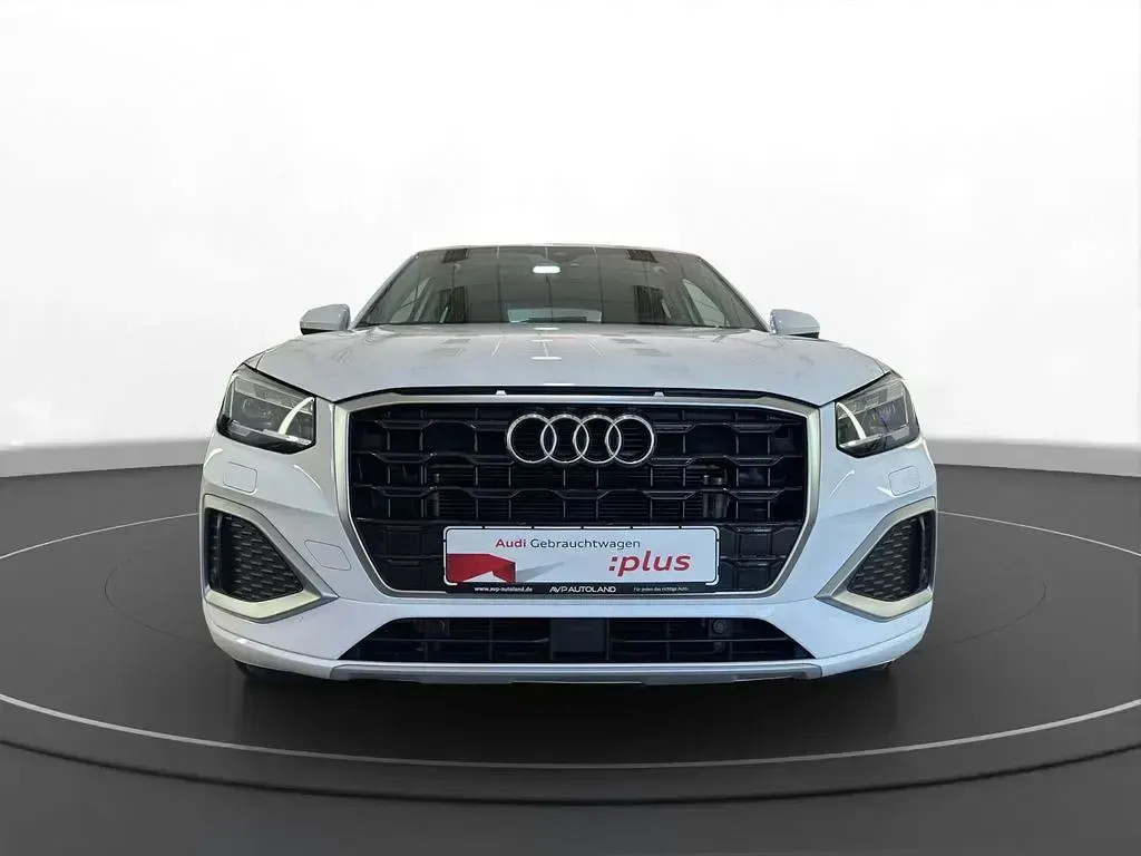 Gebraucht Audi Q2 Advanced Plus 150 PS (110 kW) 2023 Weiß SUV