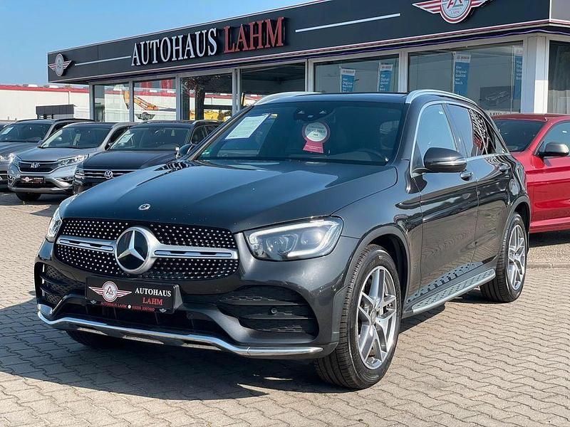 Gebraucht Mercedes GLC300 AMG 245 PS (180 kW) 2020 Grün SUV