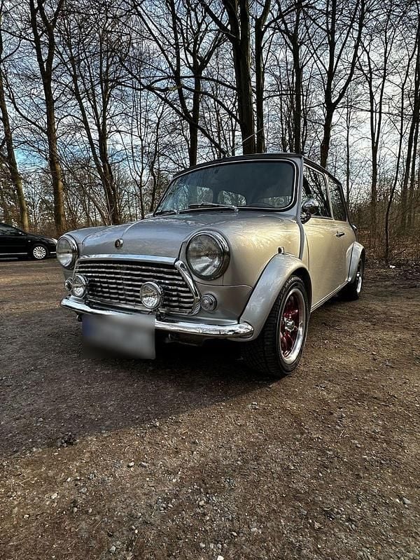 Usado Mini 1300 63 HP (46 kW) 2000 Prateado Citadino