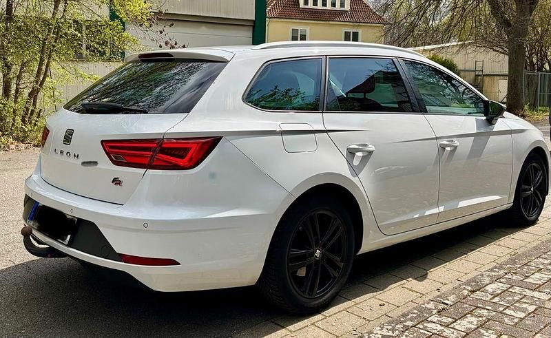 Gebraucht Seat Leon ST FR 125 PS (91 kW) 2017 Weiß Kombi