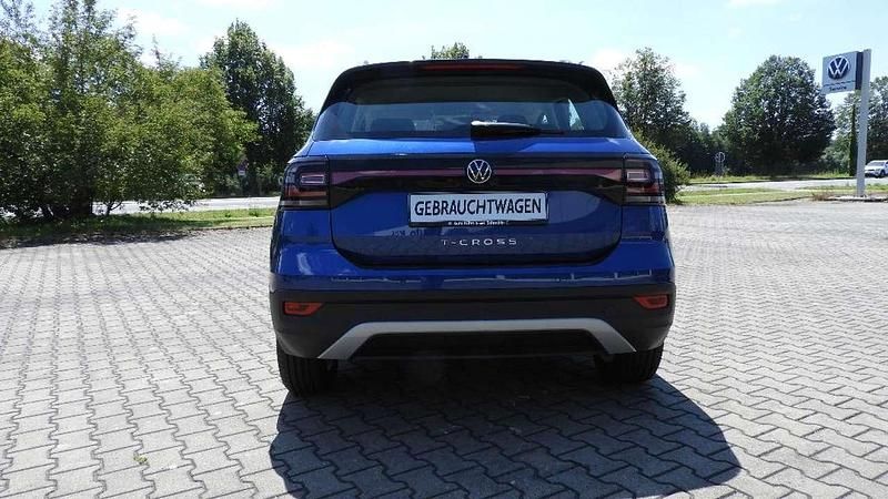 Usata VW T-Cross Life 95 CV (69 kW) 2024 Blu SUV