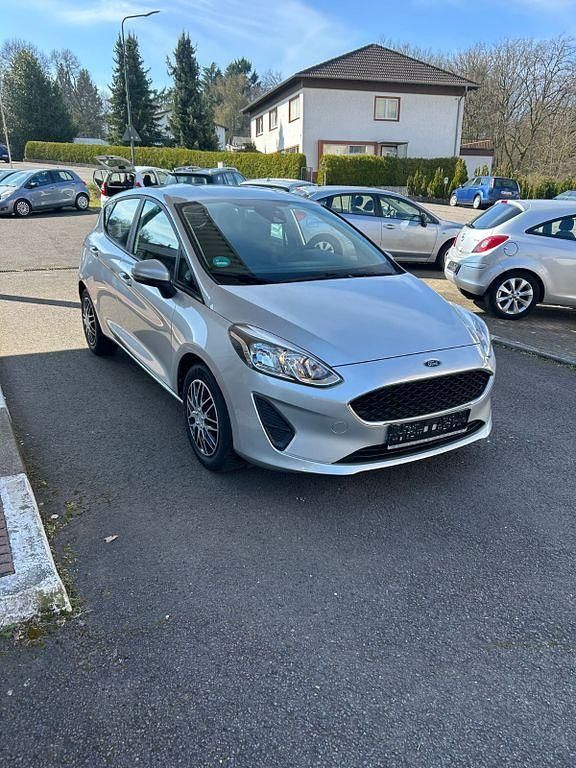 Gebraucht Ford Fiesta Trend 86 PS (63 kW) 2017 Silber Limousine