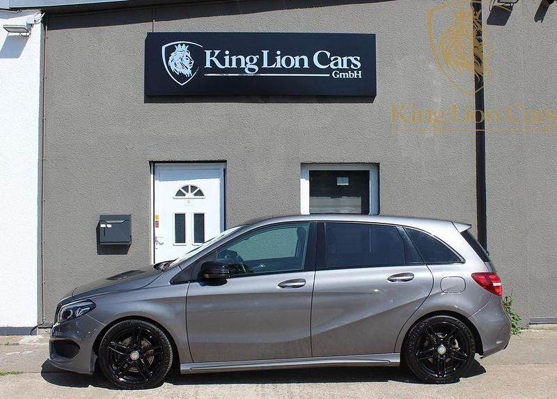 Gebraucht Mercedes B220 Sport 177 PS (130 kW) 2018 Grau Van / Kleinbus