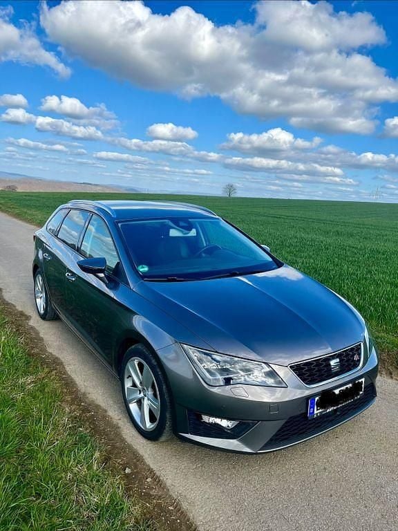 Usado Seat Leon ST FR 150 HP (110 kW) 2015 Castanho Carrinha