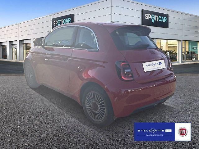 Gebraucht Fiat 500e Red 86 kW (118 PS) 2021 Rot Kleinwagen