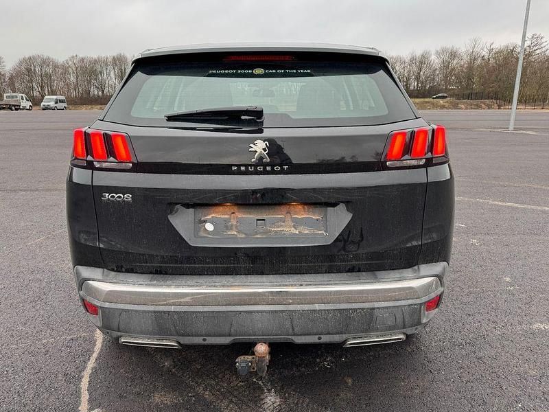 Gebraucht Peugeot 3008 Active 120 PS (88 kW) 2017 Schwarz SUV