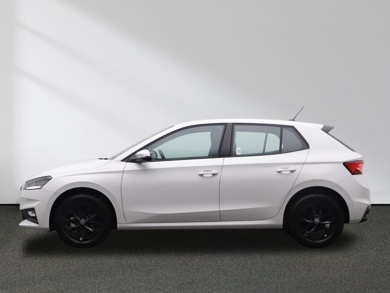 Gebraucht Skoda Fabia Selection 80 PS (58 kW) 2024 Weiß Kleinwagen