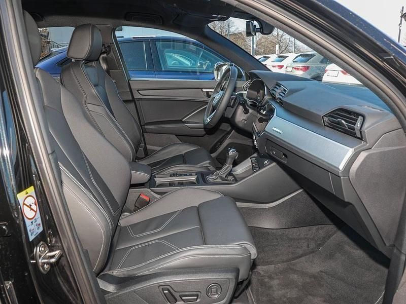 Gebraucht Audi Q3 S-Line 245 PS (180 kW) 2025 Mythosschwarz metallic (metallic) SUV