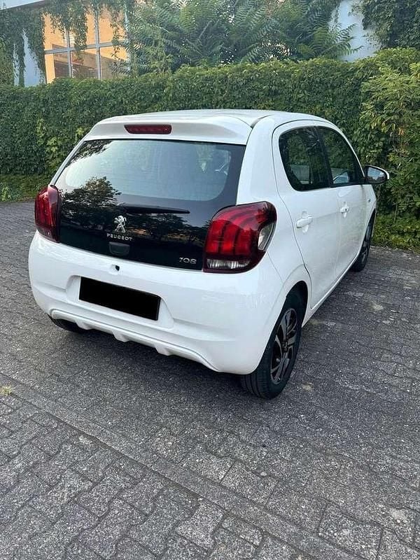 Gebraucht Peugeot 108 Style 82 PS (60 kW) 2016 Weiß Kleinwagen