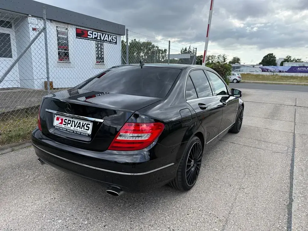 Gebraucht Mercedes C350 306 PS (225 kW) 2012 Schwarz Limousine