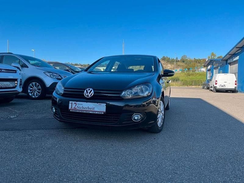 Schwarz Gebraucht 2011 VW Golf VI Comfortline Limousine | 7.490 € (Etwas zu teuer) - Bild 1/4