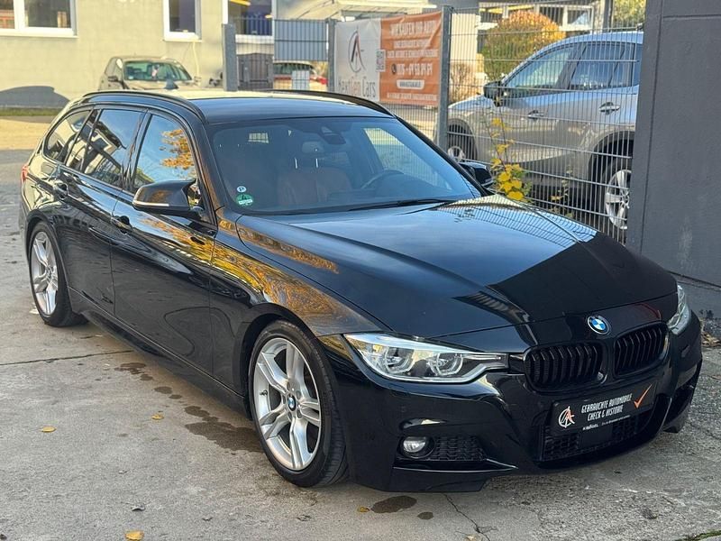 Schwarz Gebraucht 2017 BMW 330 M Sport Kombi | 20.900 € (Fairer Preis) - Bild 1/4