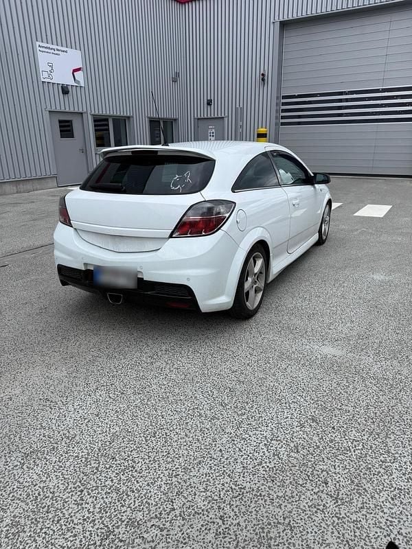 Gebraucht Opel Astra OPC 290 PS (213 kW) 2008 Weiß Coupé