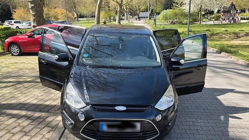 Gebraucht Ford S-MAX S 140 PS (102 kW) 2011 Schwarz Van / Kleinbus