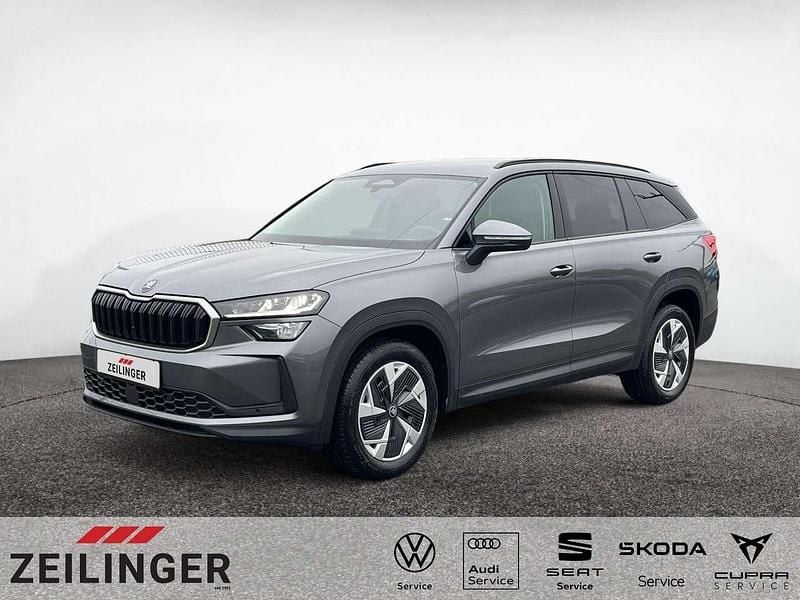 Grau Neu 2025 Skoda Kodiaq Selection SUV | 38.445 € (Superpreis) - Bild 1/4