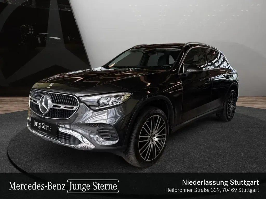 Gebraucht Mercedes GLC200 204 PS (150 kW) 2023 Grau SUV