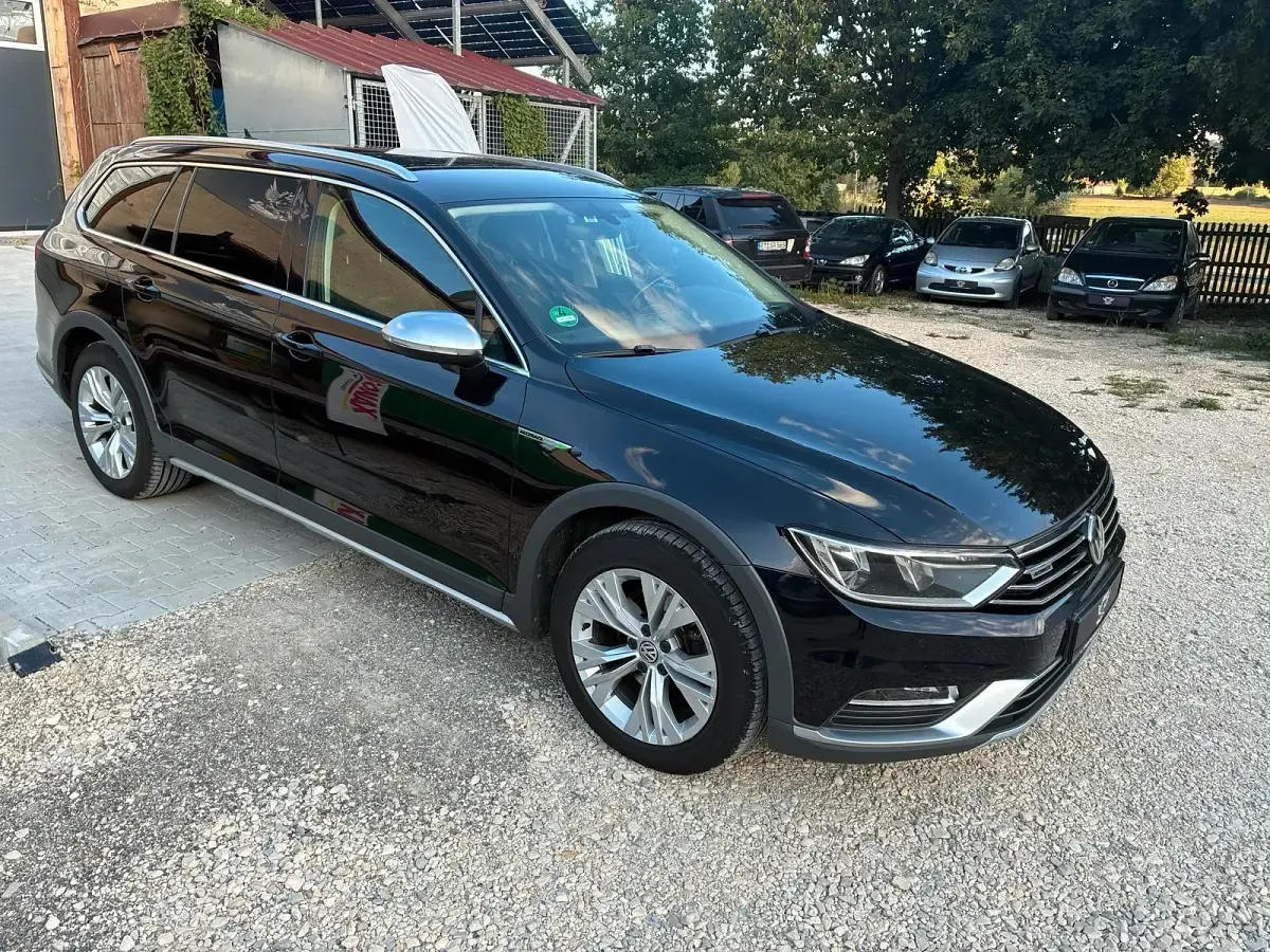 Gebraucht VW Passat 220 PS (161 kW) 2018 Schwarz Kombi