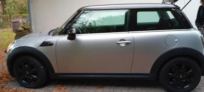 Grau Gebraucht 2006 Mini Cooper Kleinwagen | 2.890 € (Guter Preis) - Bild 1/4