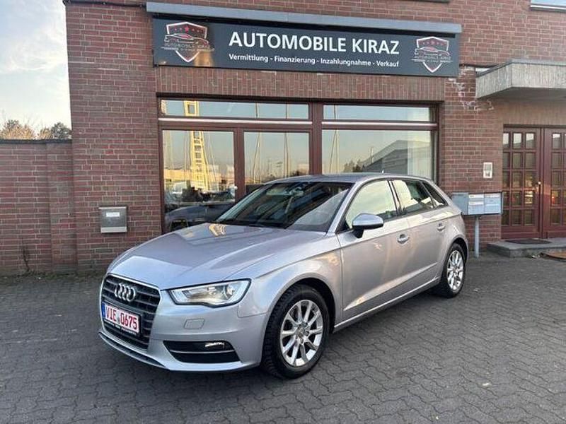 Gebraucht Audi A3 Attraction 125 PS (91 kW) 2016 Silber Limousine