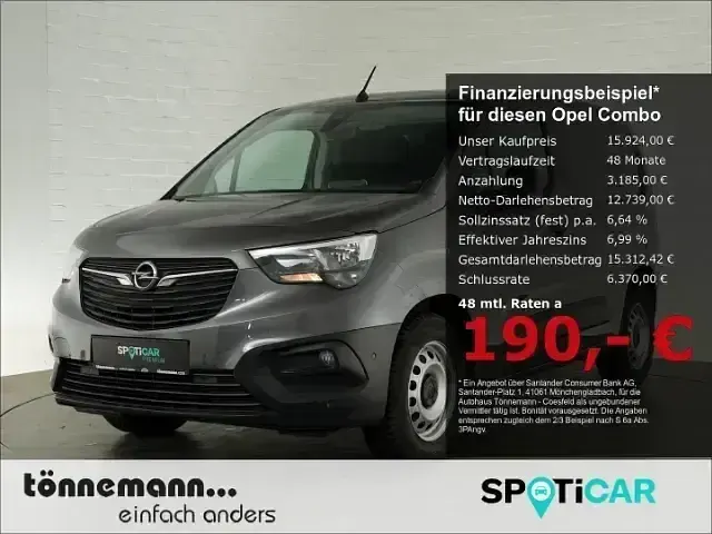 Gebraucht Opel Combo Edition 102 PS (75 kW) 2023 Van / Kleinbus