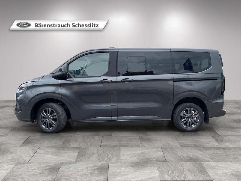 Gebraucht Ford Tourneo Titanium 150 PS (110 kW) 2024 Grau Van / Kleinbus