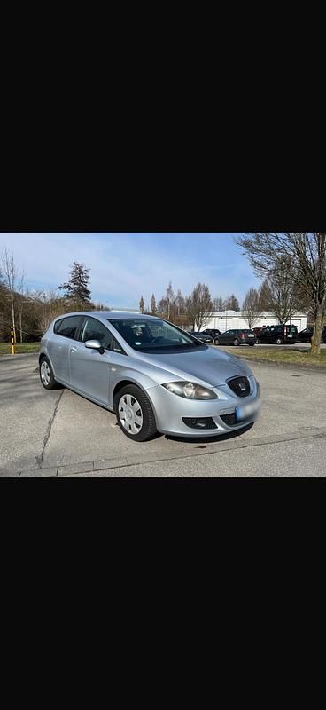 Gebraucht Seat Leon 102 PS (75 kW) 2008 Silber Kleinwagen