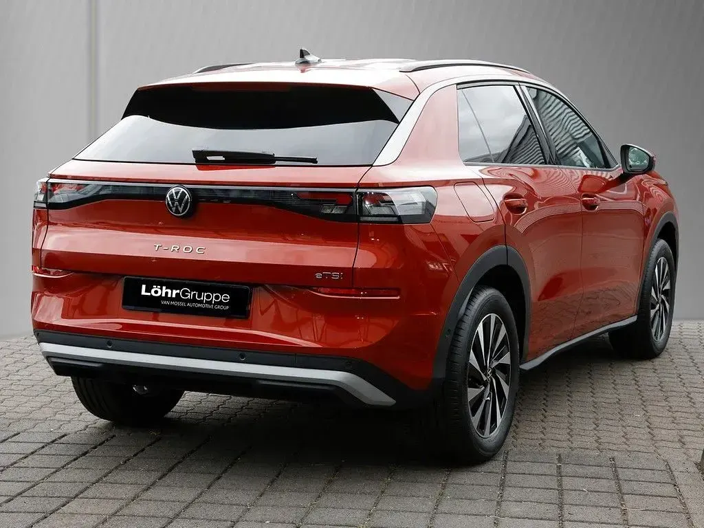 Neu VW T-Roc Life 116 PS (85 kW) 2026 Rot SUV