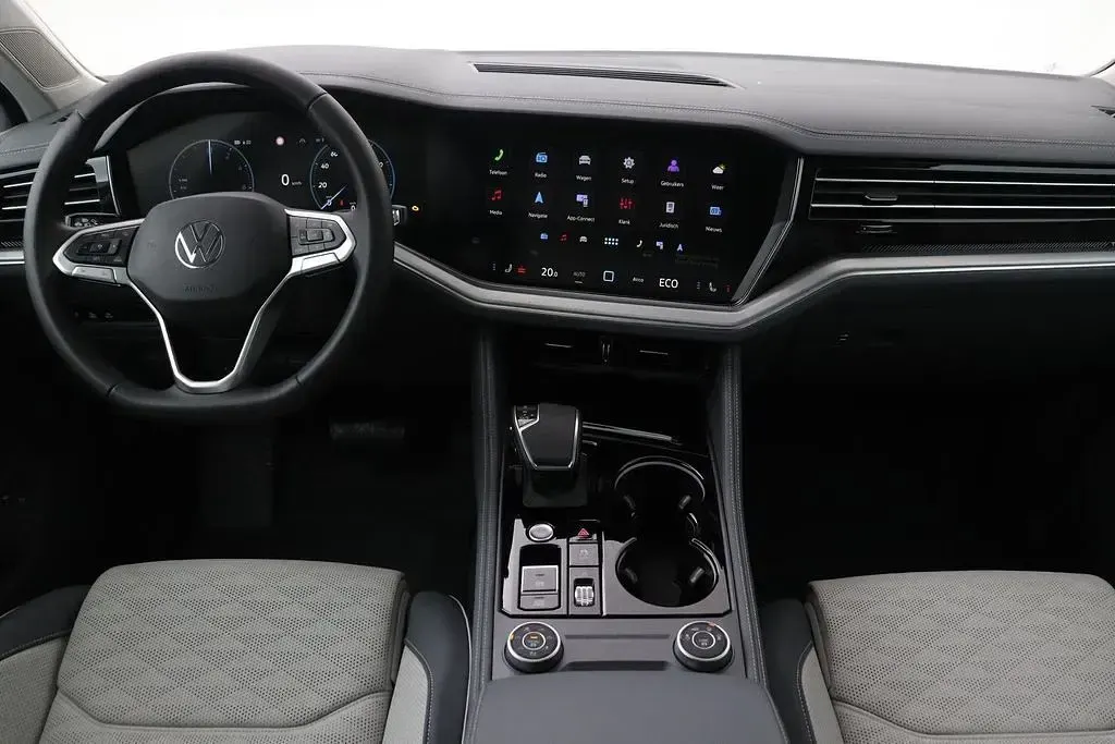 Gebraucht VW Touareg Elegance 340 PS (250 kW) 2025 Schwarz SUV
