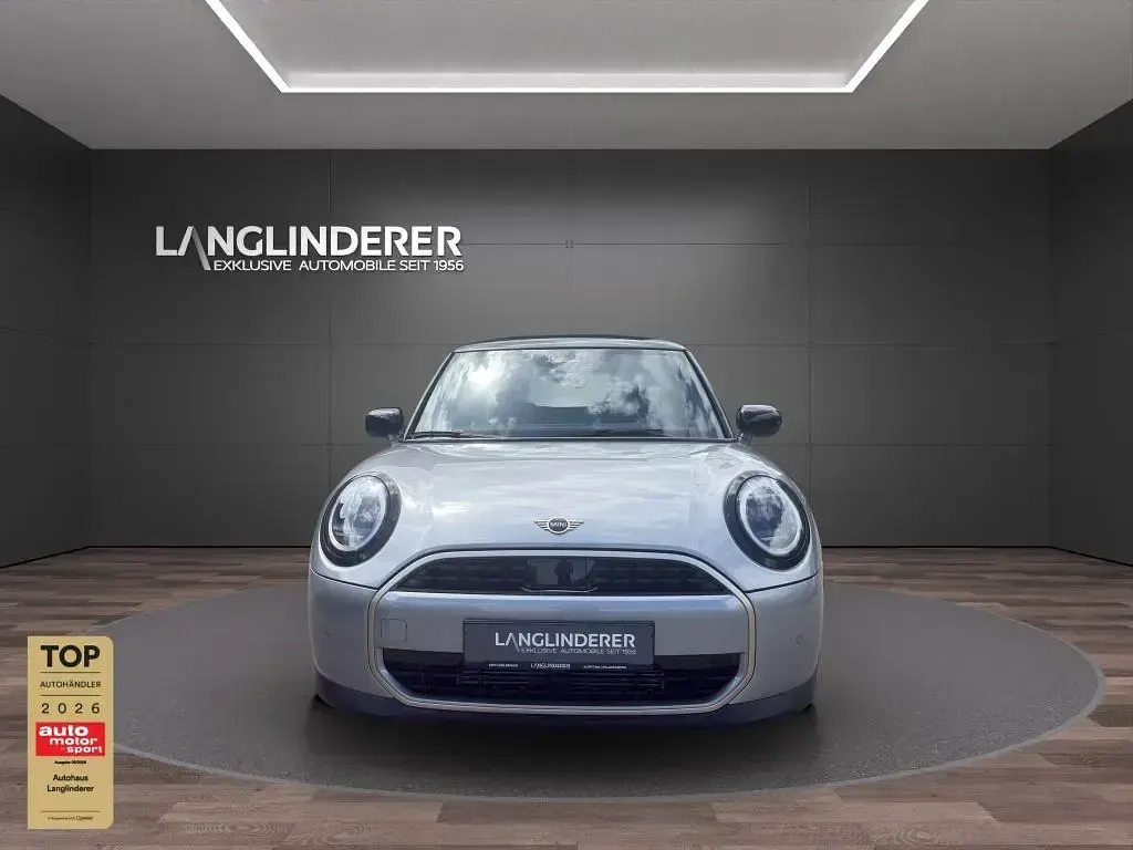 Gebraucht Mini Cooper Favoured 156 PS (114 kW) 2025 Silber Kleinwagen