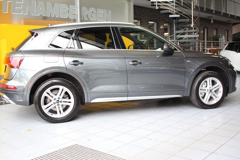 Gebraucht Audi Q5 S-Line 204 PS (150 kW) 2022 Daytonagrau SUV