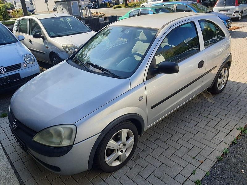 Silber Gebraucht 2001 Opel Corsa Kleinwagen | 499 € (Superpreis) - Bild 1/4