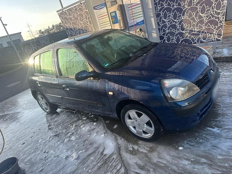 Gebraucht Renault Clio II 75 PS (55 kW) 2004 Blau Kleinwagen