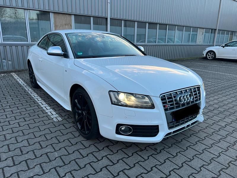 Gebraucht Audi S5 Cabriolet 354 PS (260 kW) 2009 Rot Coupé