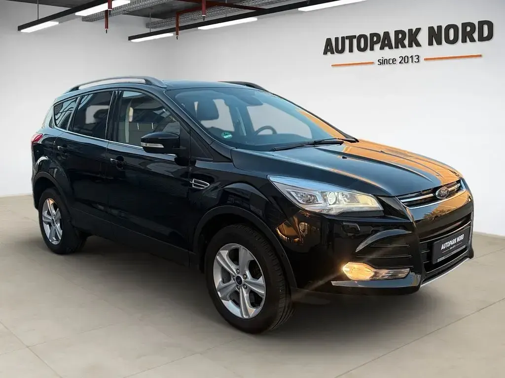 Usata Ford Kuga Titanium 179 CV (131 kW) 2017 Nero SUV