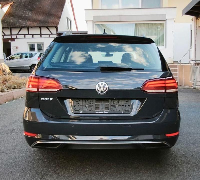 Gebraucht VW Golf VII 150 PS (110 kW) 2019 Grau Kombi