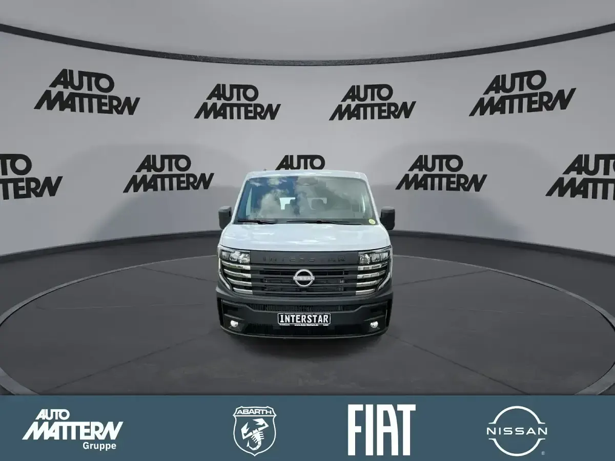 Neu Nissan Interstar N-Connecta 110 PS (80 kW) 2026 Weiß Van